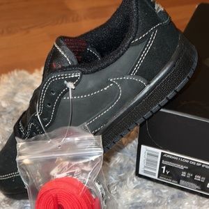 Nike Travis Scott Phantom 1s